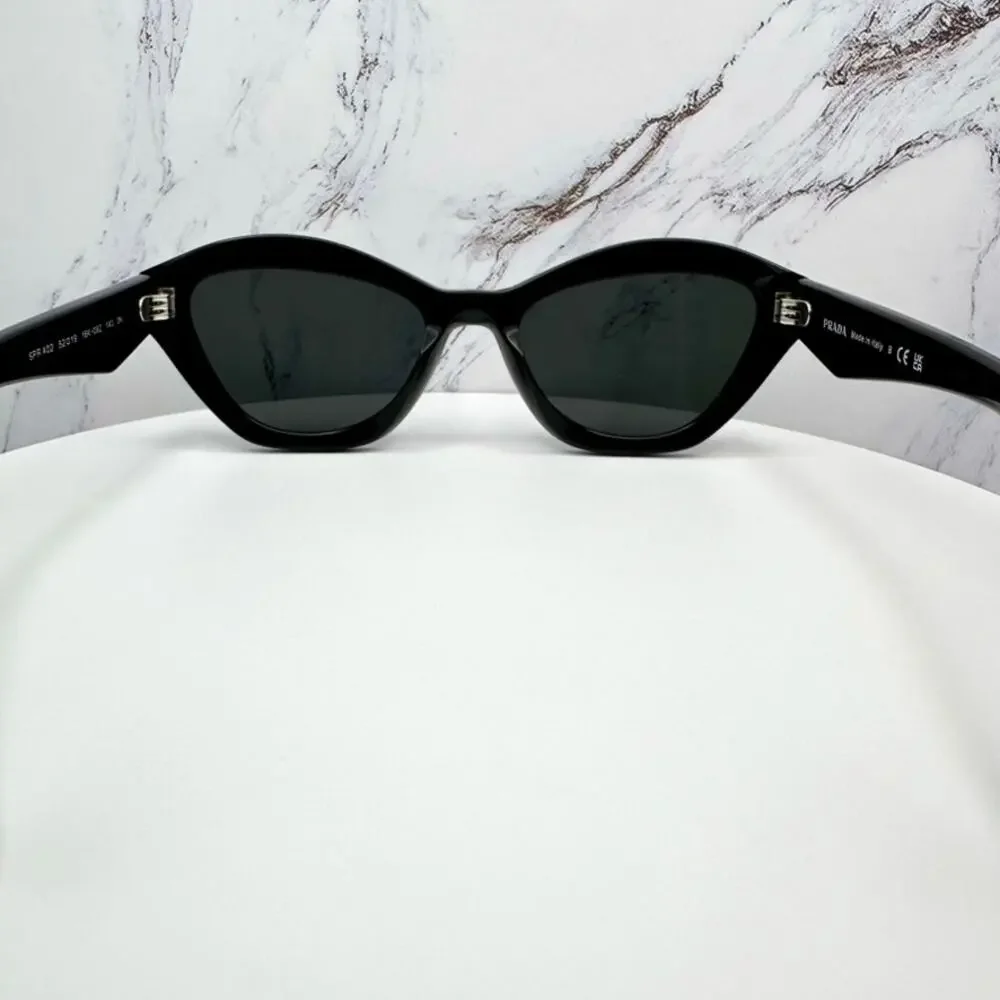 New PRADA Sunglasses Black Butterfly Cat Eye Logo Symbole Logo New - Picture 15 of 16